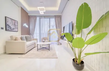Apartment - 2 Bedrooms - 2 Bathrooms for rent in Samana Golf Avenue - Dubai Studio City - Dubai