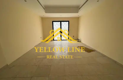 Villa - 3 Bedrooms - 5 Bathrooms for rent in Shakhbout City - Abu Dhabi