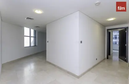 Apartment - 2 Bedrooms - 3 Bathrooms for sale in Sky Gardens - DIFC - Dubai