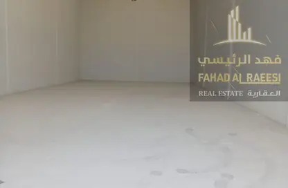 صالة عرض - استوديو - 1 حمام للايجار في أم الثعوب - أم القيوين