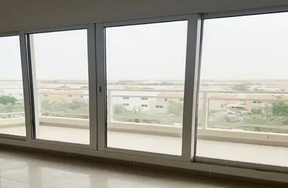 شقة - 2 غرف نوم - 3 حمامات للايجار في برج 17 - الريف داون تاون - مشروع الريف - أبوظبي