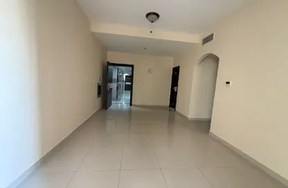 شقة - 2 غرف نوم - 2 حمامات للايجار في شارع التعاون الجديد - التعاون - الشارقة شقة - 2 غرف نوم - 2 حمامات للايجار في شارع التعاون الجديد - التعاون - الشارقة