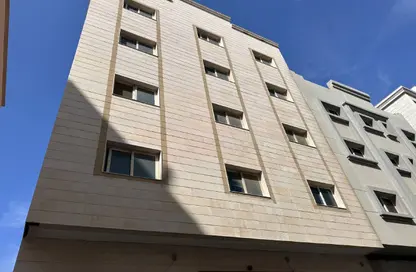 عمارة بالكامل - استوديو - 8 حمامات للبيع في القليعة - الشرق - الشارقة