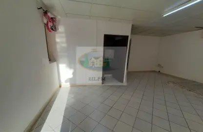 Empty Room image for: Villa - 1 Bathroom for rent in Khalifa City - Abu Dhabi, Image 1