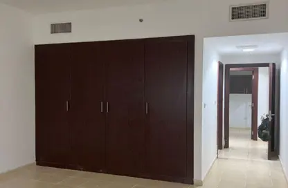 شقة - 2 غرف نوم - 2 حمامات للايجار في الخريف 2 - سيزون كوميونيتي - قرية الجميرا سركل - دبي