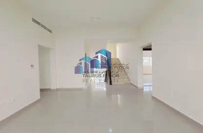 Villa - 4 Bedrooms - 6 Bathrooms for rent in Al Baraha - Deira - Dubai