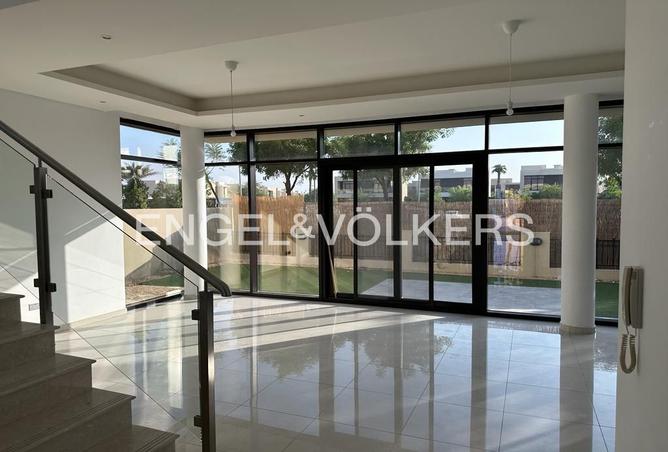 15615910 - Property Image 3