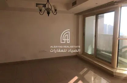 شقة - 3 غرف نوم - 4 حمامات للايجار في برج صفية - المجاز 3 - المجاز - الشارقة