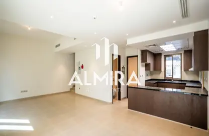 Villa - 6 Bedrooms - 7 Bathrooms for sale in Bloom Living - Zayed City (Khalifa City C) - Khalifa City - Abu Dhabi