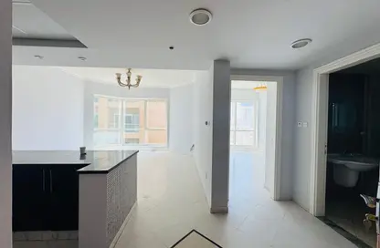 Apartment - 1 Bedroom - 1 Bathroom for rent in Al Majaz 3 - Al Majaz - Sharjah