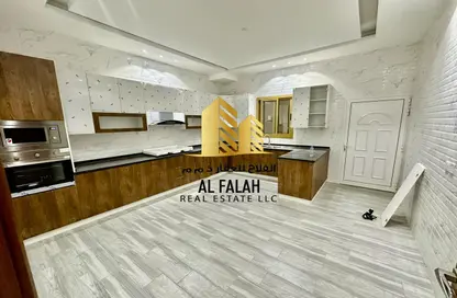 Villa - 5 Bedrooms - 6 Bathrooms for rent in Al Yasmeen - Ajman