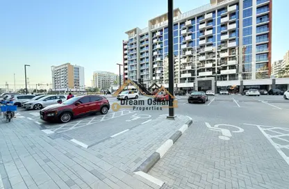 Shop - Studio - 1 Bathroom for rent in AZIZI Riviera - Meydan One - Meydan - Dubai