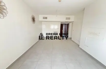 Apartment - 2 Bedrooms - 2 Bathrooms for rent in Al Taawun Street - Al Taawun - Sharjah