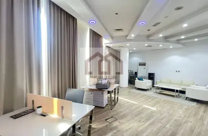 مكتب - استوديو للايجار في برج بارك لين - الخليج التجاري - دبي