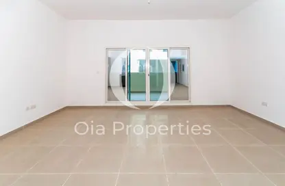 Apartment - 2 Bedrooms - 3 Bathrooms for sale in Tower 21 - Al Reef Downtown - Al Reef - Abu Dhabi