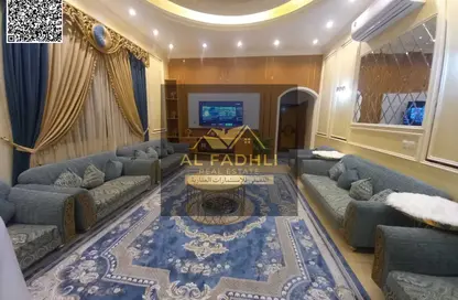 فيلا - 5 غرف نوم - 7 حمامات للبيع في 1 المويهات - المويهات - عجمان