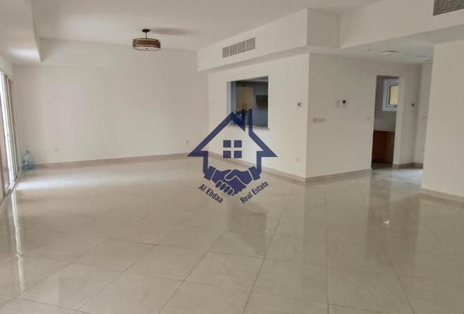 15574353 - Property Image 3