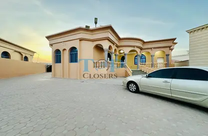 Villa - 4 Bedrooms - 5 Bathrooms for rent in Al Bateen - Al Ain