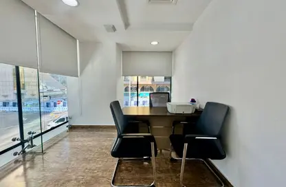 مكتب - استوديو - 2 حمامات للايجار في شارع حمدان - أبوظبي مكتب - استوديو - 2 حمامات للايجار في شارع حمدان - أبوظبي