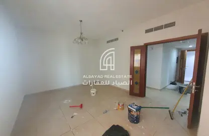 شقة - غرفة نوم - 1 حمام للايجار في المجاز 3 - المجاز - الشارقة شقة - غرفة نوم - 1 حمام للايجار في المجاز 3 - المجاز - الشارقة
