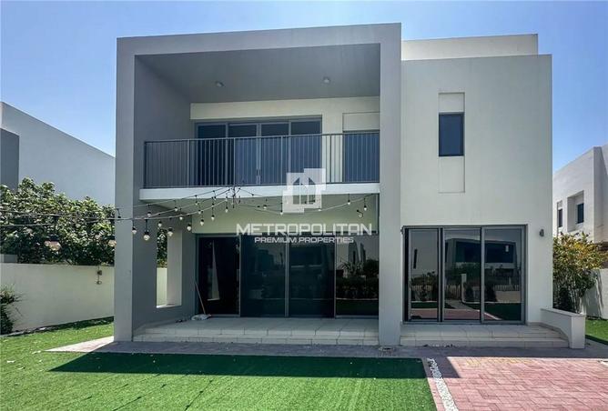 15182401 - Property Main Image
