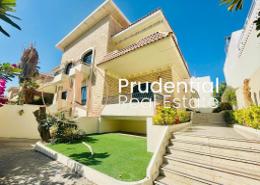 Villa - 4 bedrooms - 5 bathrooms for rent in Corniche Road - Abu Dhabi
