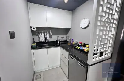 Kitchen image for: Office Space - Studio - 2 Bathrooms for sale in HDS Tower - Lake Almas East - Jumeirah Lake Towers - Dubai, Image 1