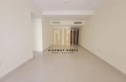Apartment - 2 Bedrooms - 3 Bathrooms for rent in Muwaileh 3 Building - Muwaileh - Sharjah