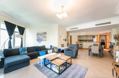 Apartment - 3 Bedrooms - 3 Bathrooms for sale in Al Hamri - Shoreline Apartments - Palm Jumeirah - Dubai