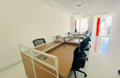 مكتب - استوديو للايجار في B2B  برج - الخليج التجاري - دبي
