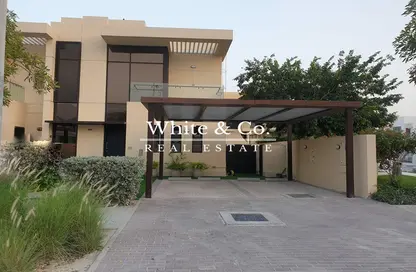 Villa - 3 Bedrooms - 5 Bathrooms for sale in Rockwood - DAMAC Hills - Dubai