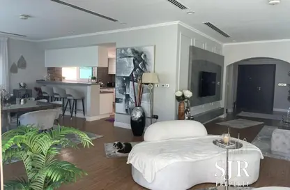 Villa - 3 Bedrooms - 3 Bathrooms for rent in Legacy - Jumeirah Park - Dubai