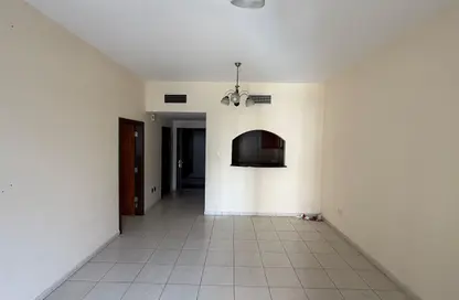 Apartment - 1 Bedroom - 2 Bathrooms for rent in University View - Dubai Silicon Oasis - Dubai