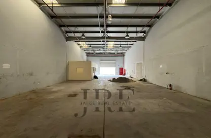 Warehouse - Studio - 1 Bathroom for rent in Al Sajaa Industrial - Al Sajaa - Sharjah