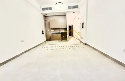 Apartment - Studio - 1 Bathroom for rent in Al Badaa - Dubai