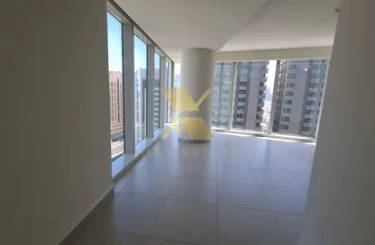 Apartment - 2 Bedrooms - 3 Bathrooms for rent in Shining Towers - Al Khalidiya - Abu Dhabi