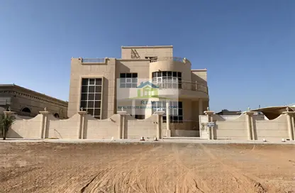 فيلا - 6 غرف نوم - 7 حمامات للبيع في الرفاع - رأس الخيمة