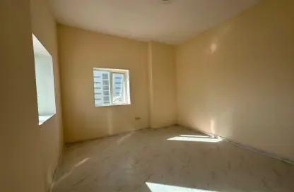Apartment - 2 Bedrooms - 2 Bathrooms for rent in RAK Tower - Al Seer - Ras Al Khaimah