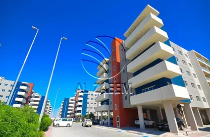 Apartment - 2 Bedrooms - 2 Bathrooms for sale in Tower 9 - Al Reef Downtown - Al Reef - Abu Dhabi