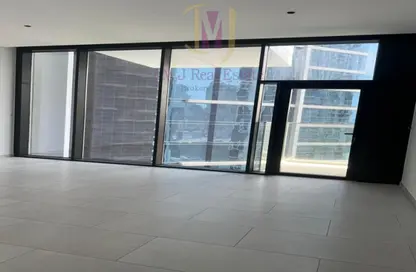 Apartment - Studio - 1 Bathroom for rent in Marquise Square Tower - Business Bay - Dubai