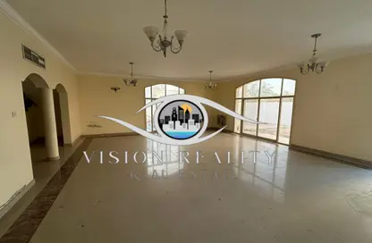 Villa - 4 Bedrooms - 5 Bathrooms for rent in Al Qusaidat - Ras Al Khaimah