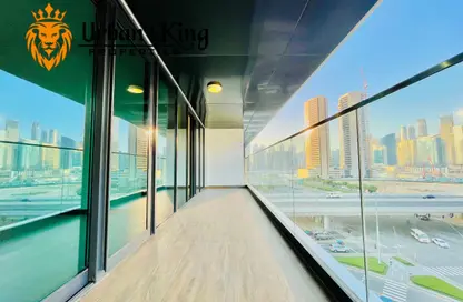 Apartment - 1 Bedroom - 2 Bathrooms for rent in SOL Bay - Business Bay - Dubai