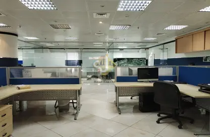 Office image for: Office Space - Studio - 1 Bathroom for rent in Al Muraqqabat - Deira - Dubai, Image 1