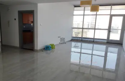 Empty Room image for: Apartment - 2 Bedrooms - 2 Bathrooms for rent in Central Towers B - Arjan - Dubai, Image 1