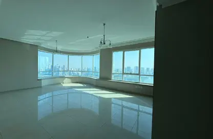 شقة - 3 غرف نوم - 4 حمامات للايجار في المجاز 2 - المجاز - الشارقة