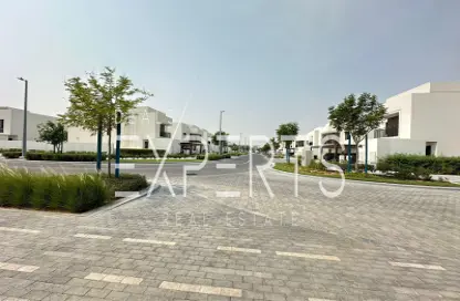 Townhouse - 3 Bedrooms - 4 Bathrooms for sale in Noya 1 - Noya - Yas Island - Abu Dhabi
