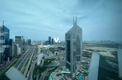 شقة - غرفة نوم - 2 حمامات للايجار في برج  UP - شارع الشيخ زايد - دبي