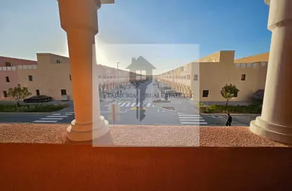 فيلا - 2 غرف نوم - 3 حمامات للايجار في قرية هيدرا - أبوظبي