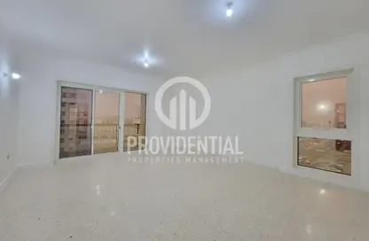 Apartment - 3 Bedrooms - 3 Bathrooms for rent in Saeed Mubarak Al Mansoori Building - Airport Road - Abu Dhabi