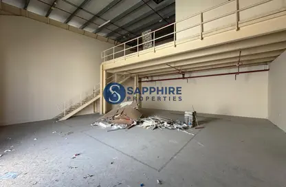Warehouse - Studio - 1 Bathroom for rent in Al Sajaa Industrial - Al Sajaa - Sharjah